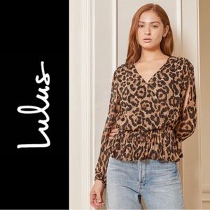 Lulu’s Tan Leopard Print Long Sleeve Top Blouse / Medium NWT